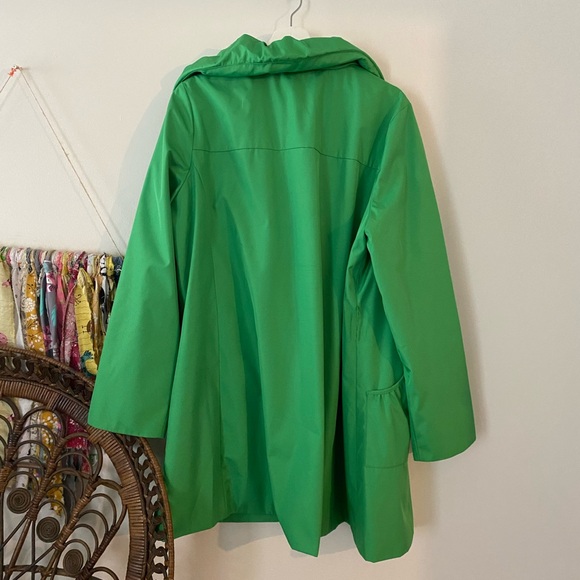 🍀Dennis Basso green New with out tags coat - Picture 4 of 7